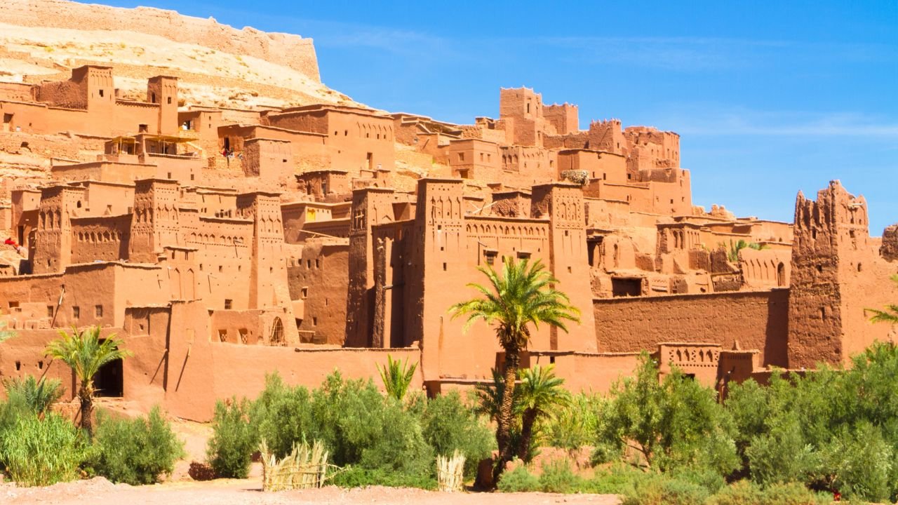 Ouarzazate – Kasbah Taourirt et musée du cinéma – Fint Oasis – Tifoultoute Kasbah – Marrakech